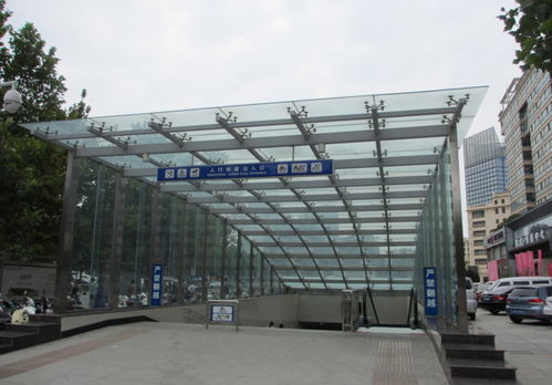 广东惠州搭建安装玻璃停车棚膜结构汽车篷防雨遮阳棚